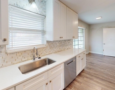 4707 E Fm 1187 - Photo Thumbnail 13