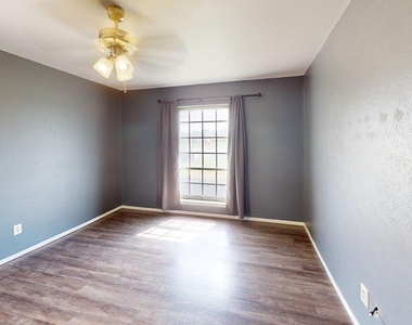 4707 E Fm 1187 - Photo Thumbnail 8
