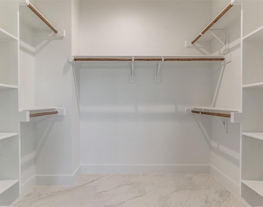 4847 Brashear Street - Photo Thumbnail 12