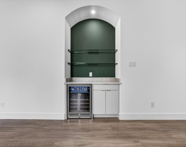 1621 Bannock Avenue - Photo Thumbnail 15