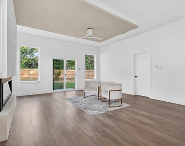 1621 Bannock Avenue - Photo Thumbnail 17