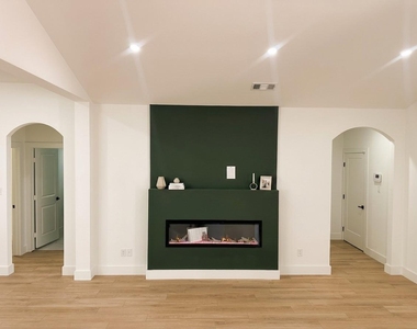 338 Texana Street - Photo Thumbnail 14