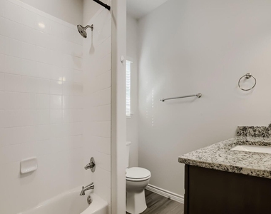 3212 Sweetwater Way - Photo Thumbnail 15