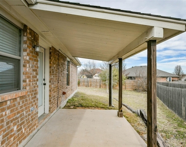 826 Rambling Court - Photo Thumbnail 24
