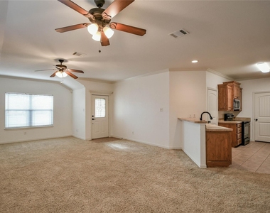 826 Rambling Court - Photo Thumbnail 4