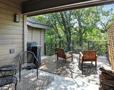 2204 W Park Boulevard - Photo Thumbnail 14