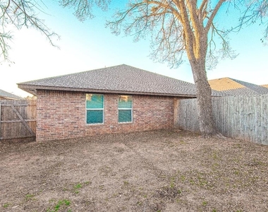 316 Chalk Hill Court - Photo Thumbnail 23