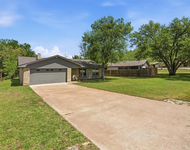6106 Laredo Court - Photo Thumbnail 8