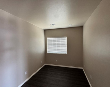 4107 N Council Road - Photo Thumbnail 3