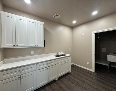 4107 N Council Road - Photo Thumbnail 21