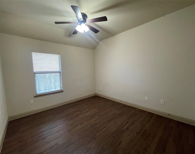 3125 Granite Rock Trail - Photo Thumbnail 20
