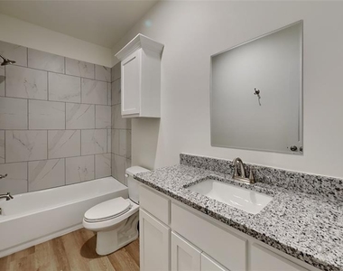 9114 Mclendon Court - Photo Thumbnail 6