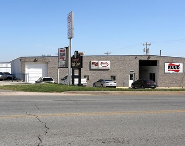 3407 E Reno Avenue - Photo Thumbnail 3