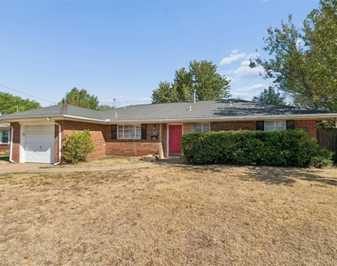 3717 Nw 58th Terrace - Photo Thumbnail 1