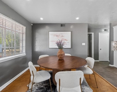 3717 Nw 58th Terrace - Photo Thumbnail 11