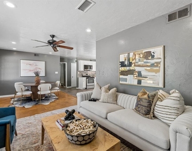 3717 Nw 58th Terrace - Photo Thumbnail 10