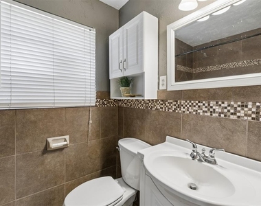 3717 Nw 58th Terrace - Photo Thumbnail 28