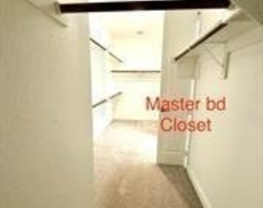 2209 Madison Street - Photo Thumbnail 10