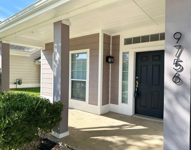 9756 Old Field Drive - Photo Thumbnail 1
