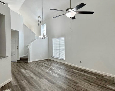 9756 Old Field Drive - Photo Thumbnail 13