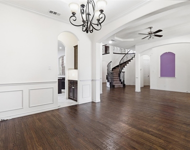 14785 Palm Desert Lane - Photo Thumbnail 12
