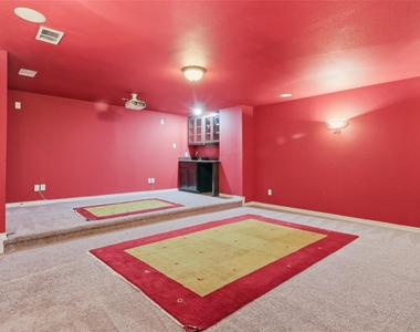 14785 Palm Desert Lane - Photo Thumbnail 27