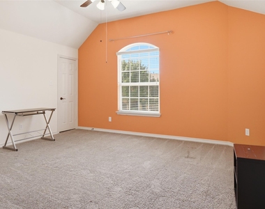 14785 Palm Desert Lane - Photo Thumbnail 35