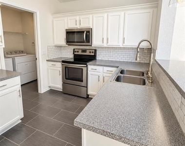 2404 Hunting Horse Trail - Photo Thumbnail 1