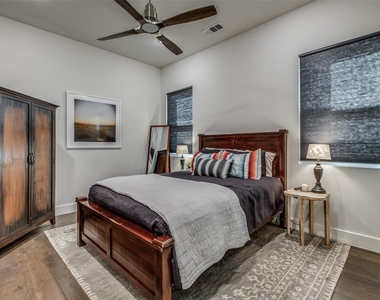 4125 Entrada Way - Photo Thumbnail 19