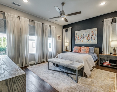 4125 Entrada Way - Photo Thumbnail 13
