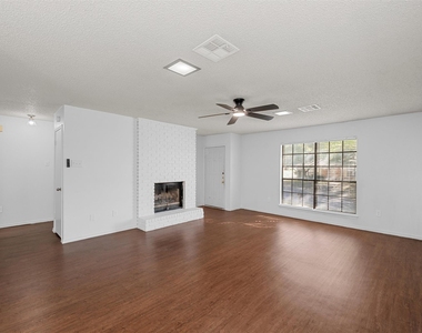 300 Mill Creek Circle - Photo Thumbnail 1