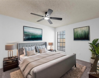 300 Mill Creek Circle - Photo Thumbnail 14