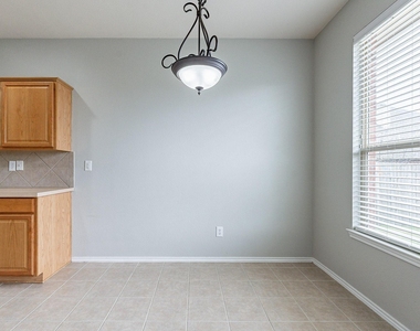 8817 Noontide Drive - Photo Thumbnail 10