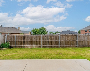 8817 Noontide Drive - Photo Thumbnail 26