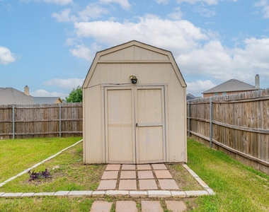 8817 Noontide Drive - Photo Thumbnail 27