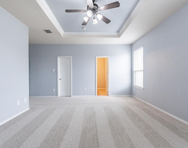 8817 Noontide Drive - Photo Thumbnail 18
