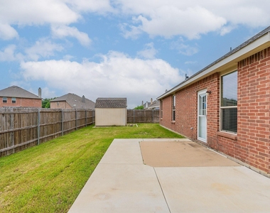 8817 Noontide Drive - Photo Thumbnail 24