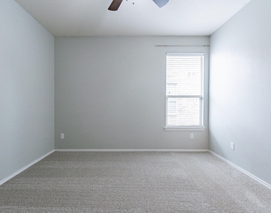 8817 Noontide Drive - Photo Thumbnail 13