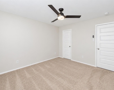 2020 Sun Star Drive - Photo Thumbnail 28