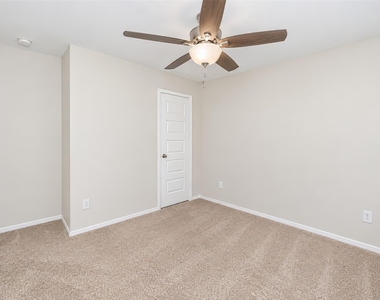 2020 Sun Star Drive - Photo Thumbnail 25