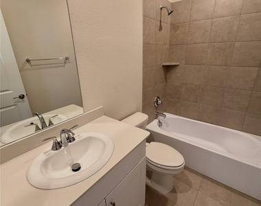300 Winchester Lane - Photo Thumbnail 11