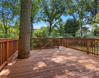 332 Seneca Place - Photo Thumbnail 24