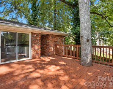 332 Seneca Place - Photo Thumbnail 23