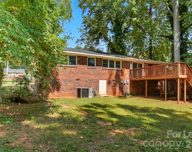 332 Seneca Place - Photo Thumbnail 26