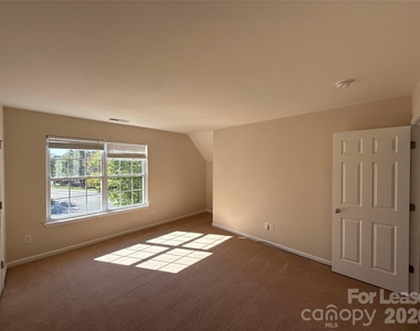 2001 Sipes Place - Photo Thumbnail 20