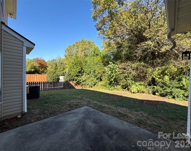 2001 Sipes Place - Photo Thumbnail 27