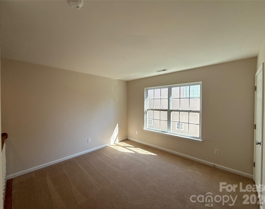 2001 Sipes Place - Photo Thumbnail 24
