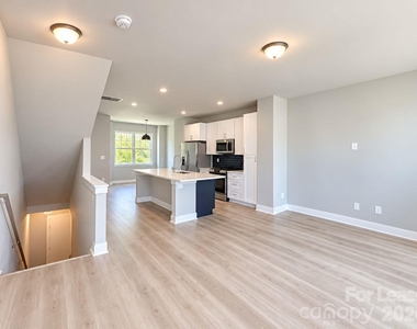 5014 Central Avenue - Photo Thumbnail 3