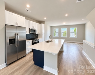 5014 Central Avenue - Photo Thumbnail 4