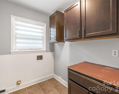 2600 E Providence Drive - Photo Thumbnail 18